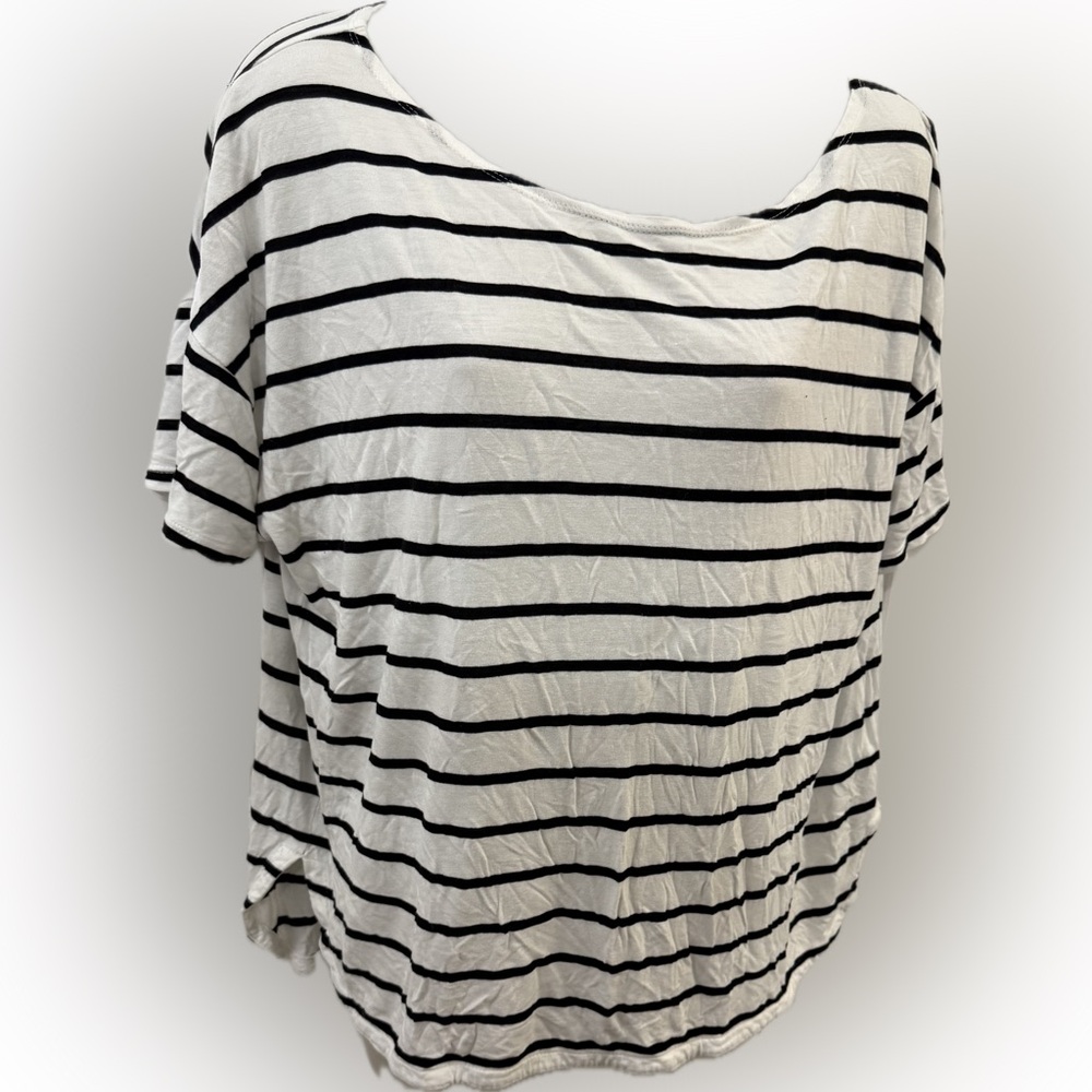 GAP Black and White Striped Short Sleeve Tee | Sz XL